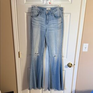 Shyanne distressed Light Blue Flare Jeans
